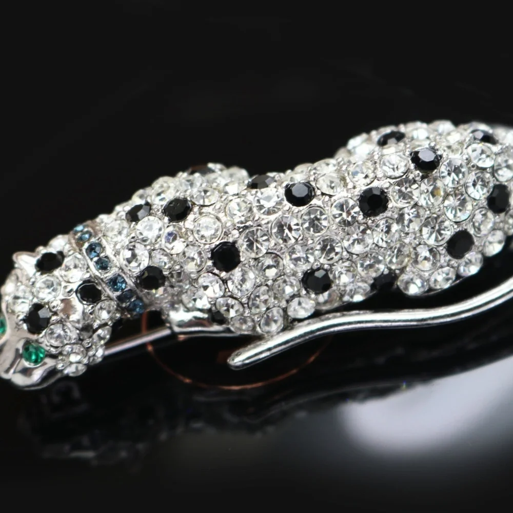 ⚜️🐆 KENNETH JAY LANE CRYSTAL LEOPARD BROOCH 🐆✨